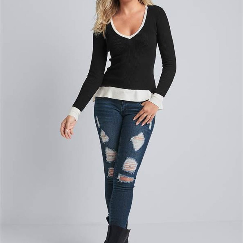 Deep-V High-Low Sweater - Picture 3 of 8